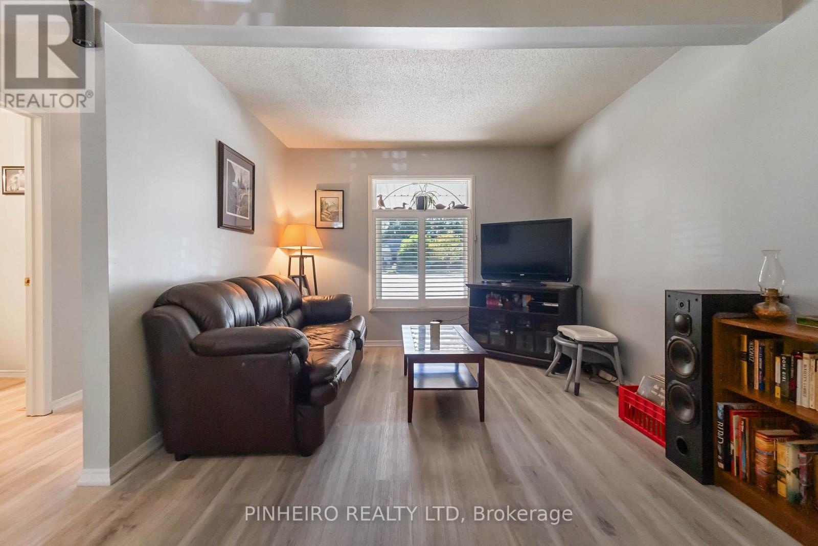 #72 141 CONDOR COURT - 19