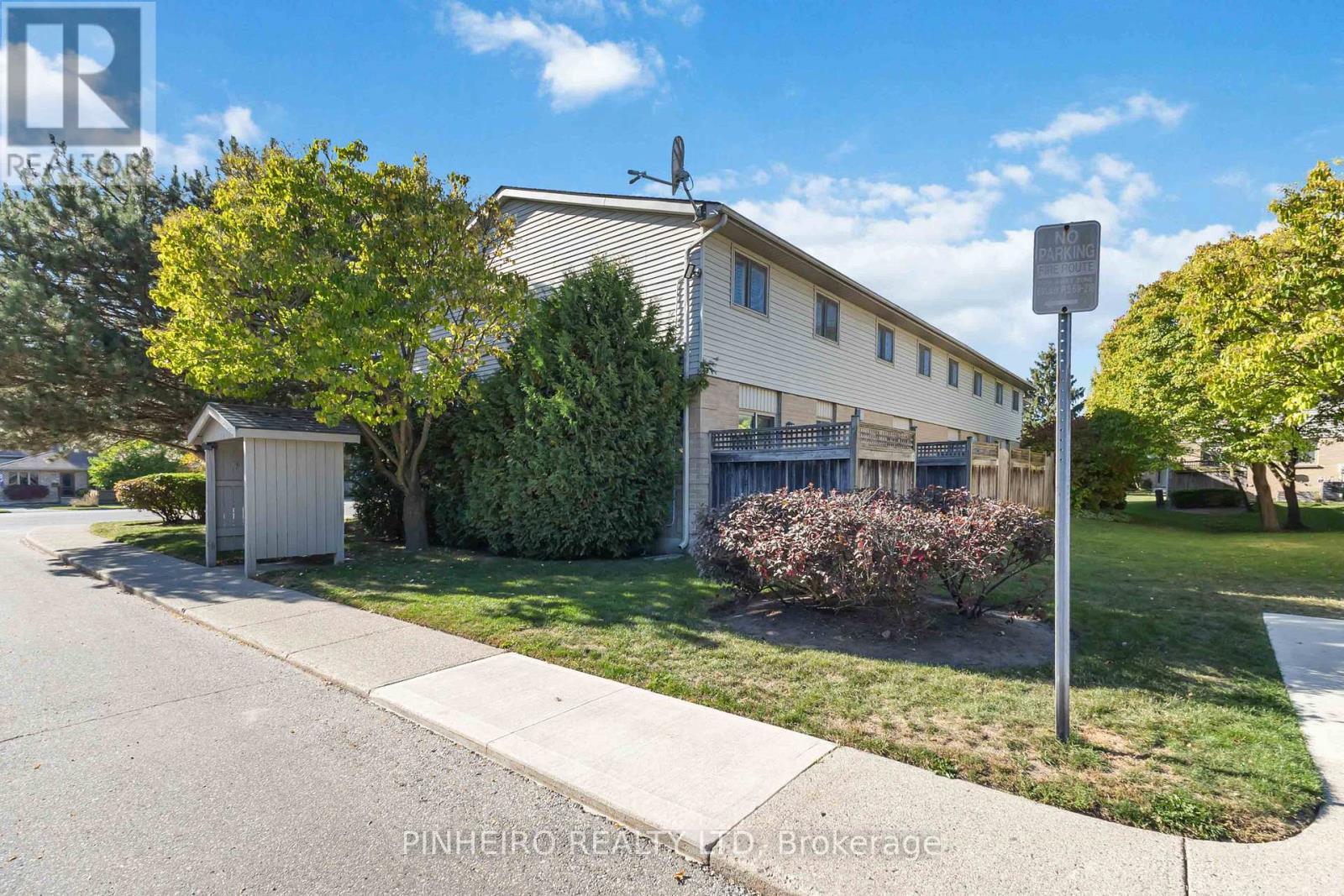 #72 141 CONDOR COURT - 45
