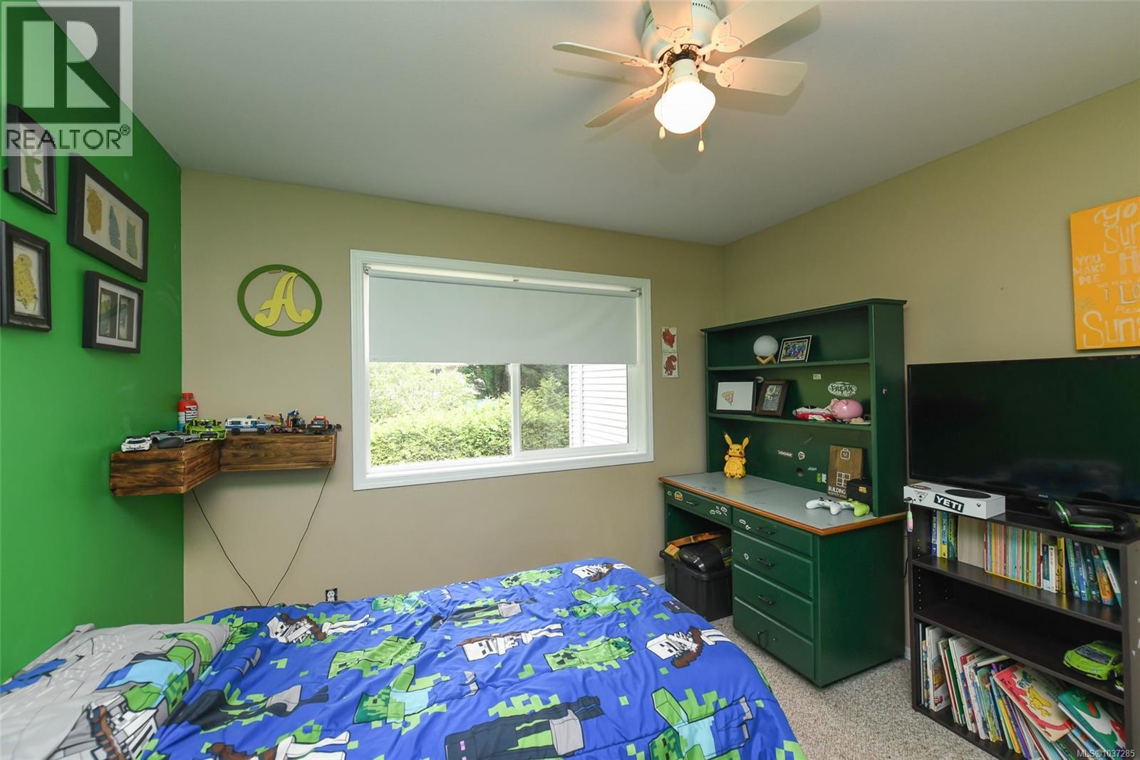 2238 Tamarack Dr - 9