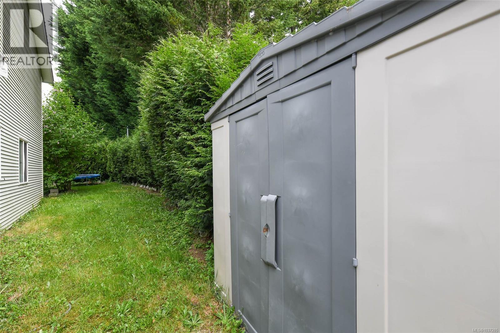 2238 Tamarack Dr - 23