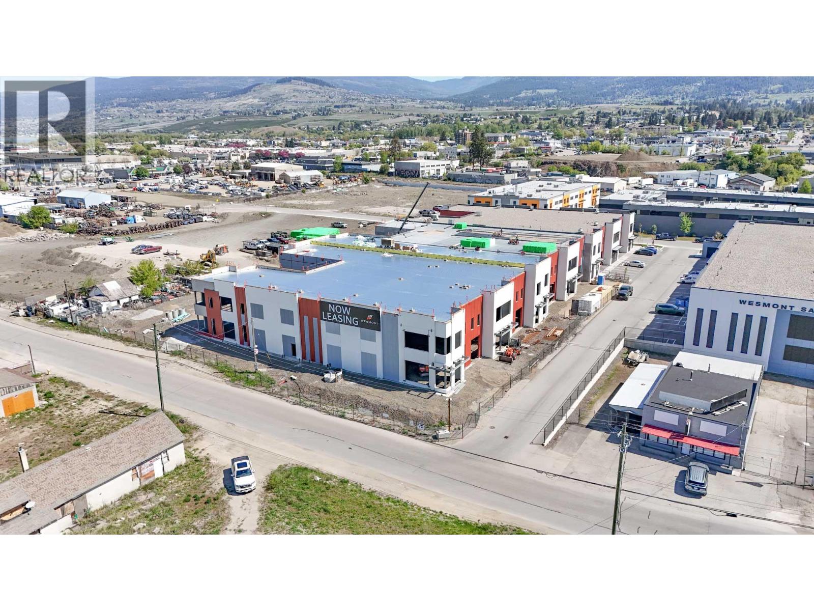 16 4605 34th Street, Vernon