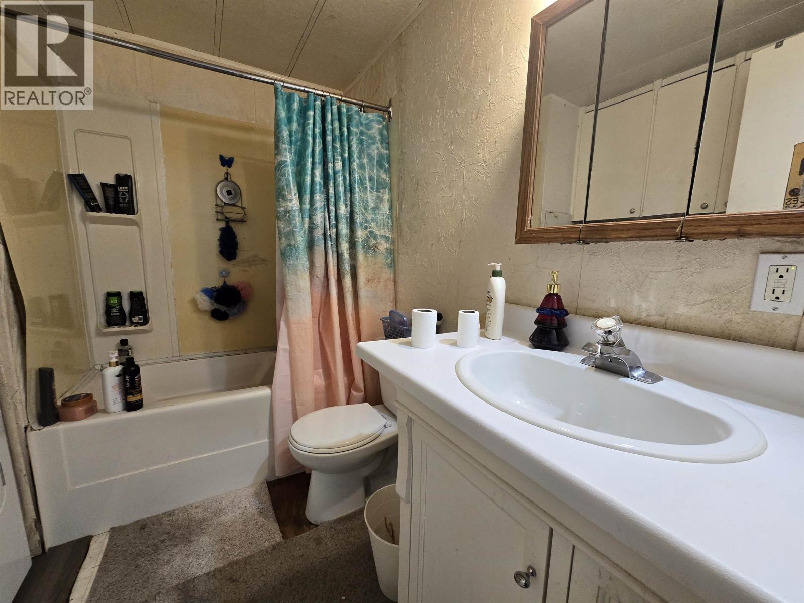 4025 DIAMOND DRIVE - 12
