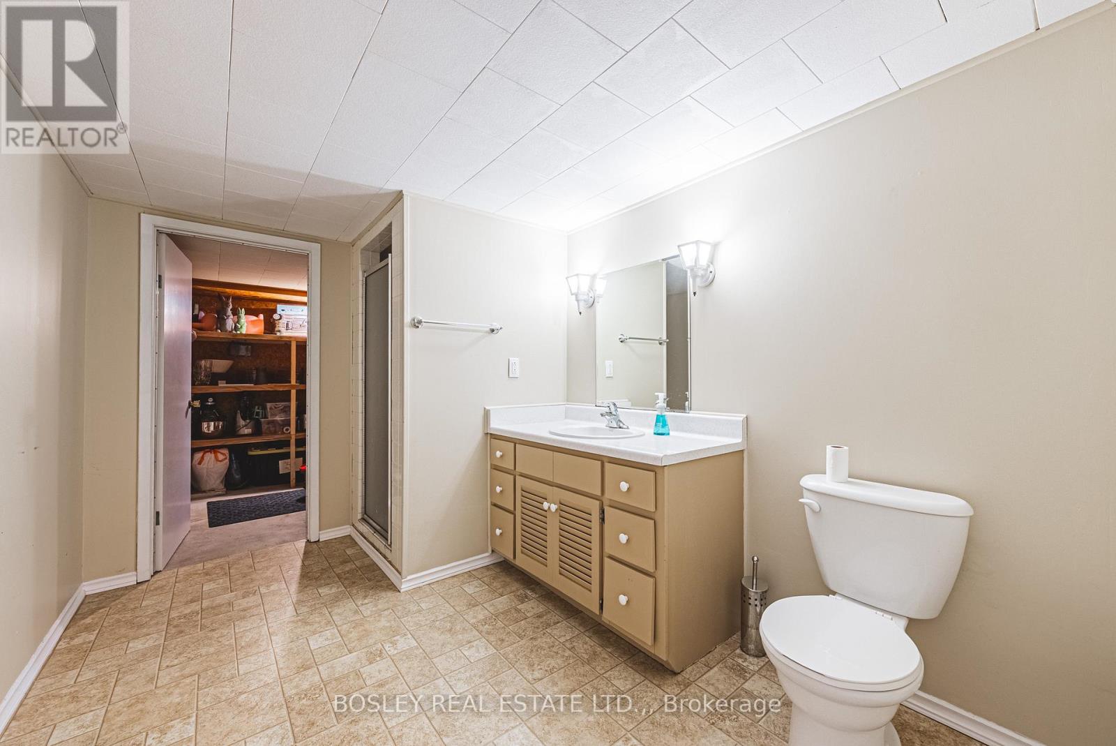 7 RUSHOLME CRESCENT - 32