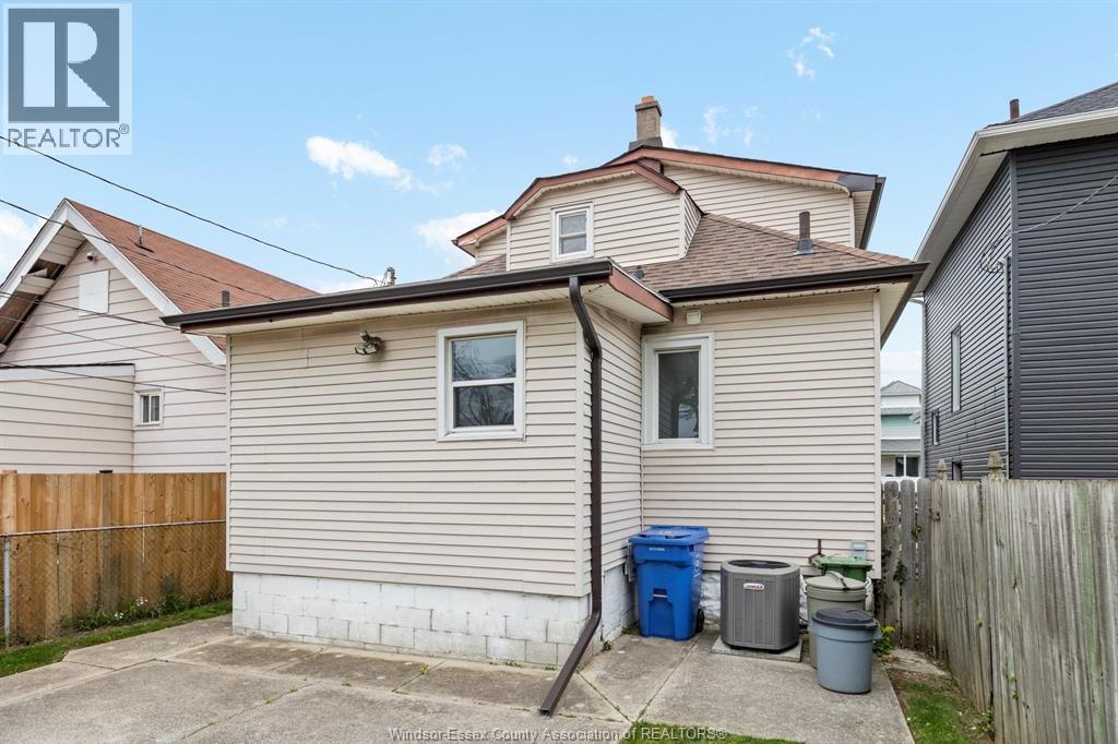 919 ELSMERE, Windsor, Ontario, N9A2A8 — Photo 7