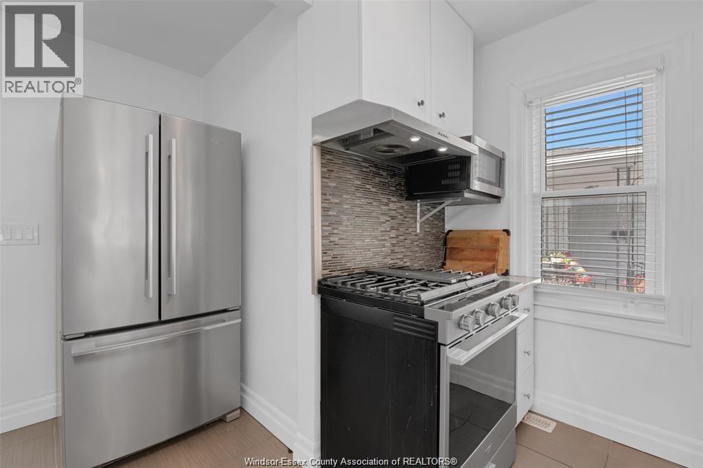 778 HILDEARDE, Windsor, Ontario, N8X2Z8 — Photo 9
