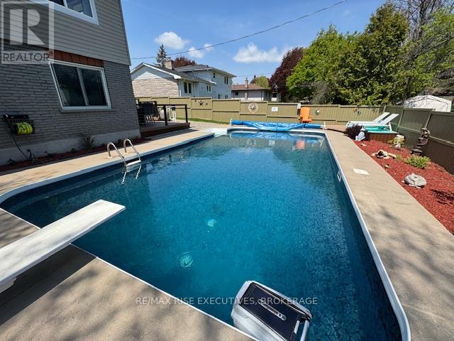 931 LINCOLN DRIVE - 40