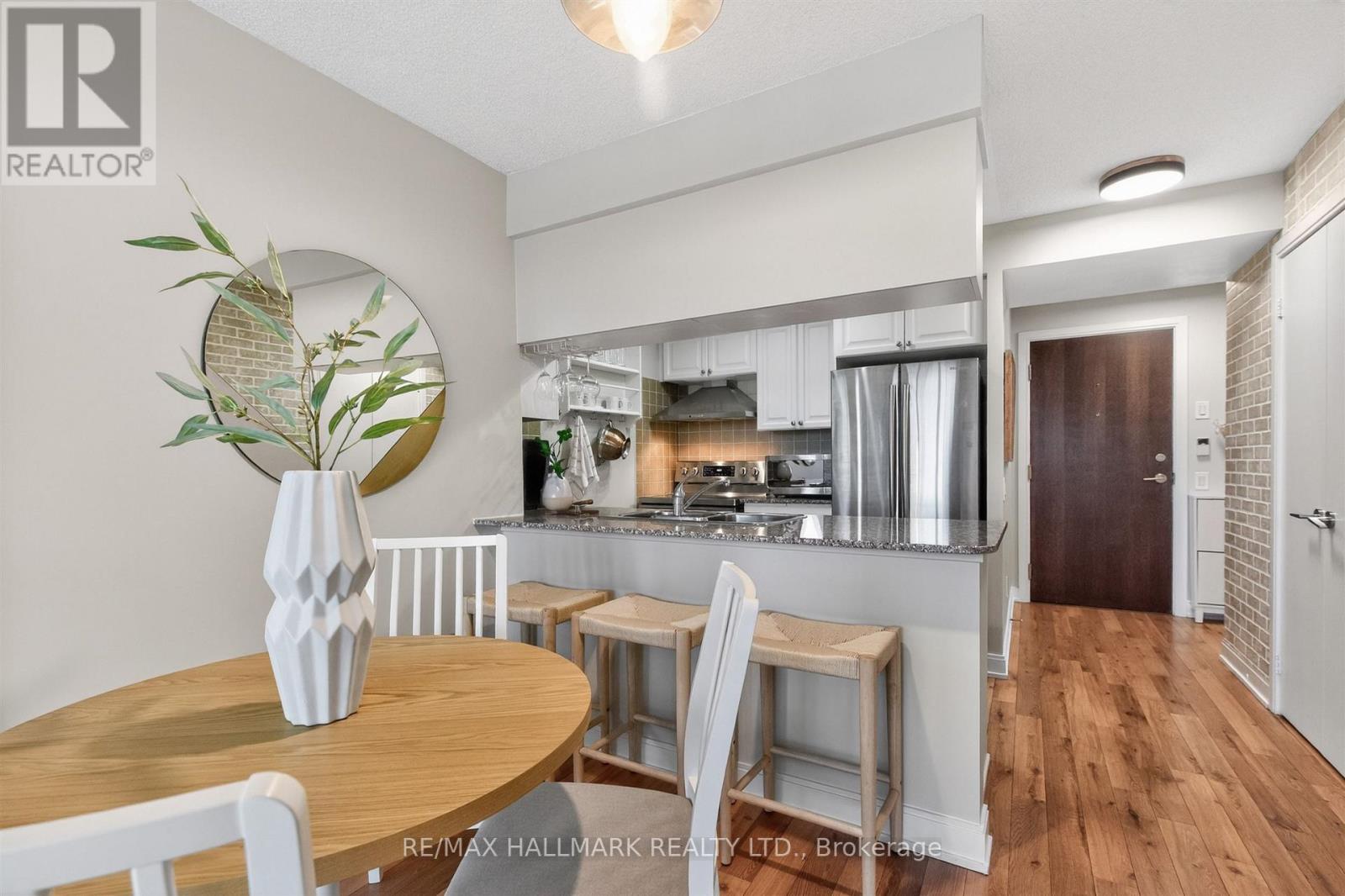 #2447 25 VIKING LANE - 12