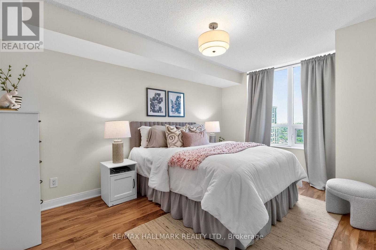 #2447 25 VIKING LANE - 18
