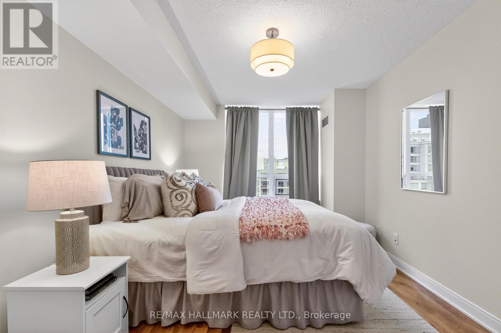 #2447 25 VIKING LANE - 19