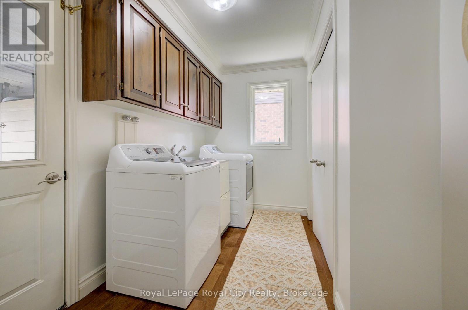 15 JOANN CRESCENT - 17