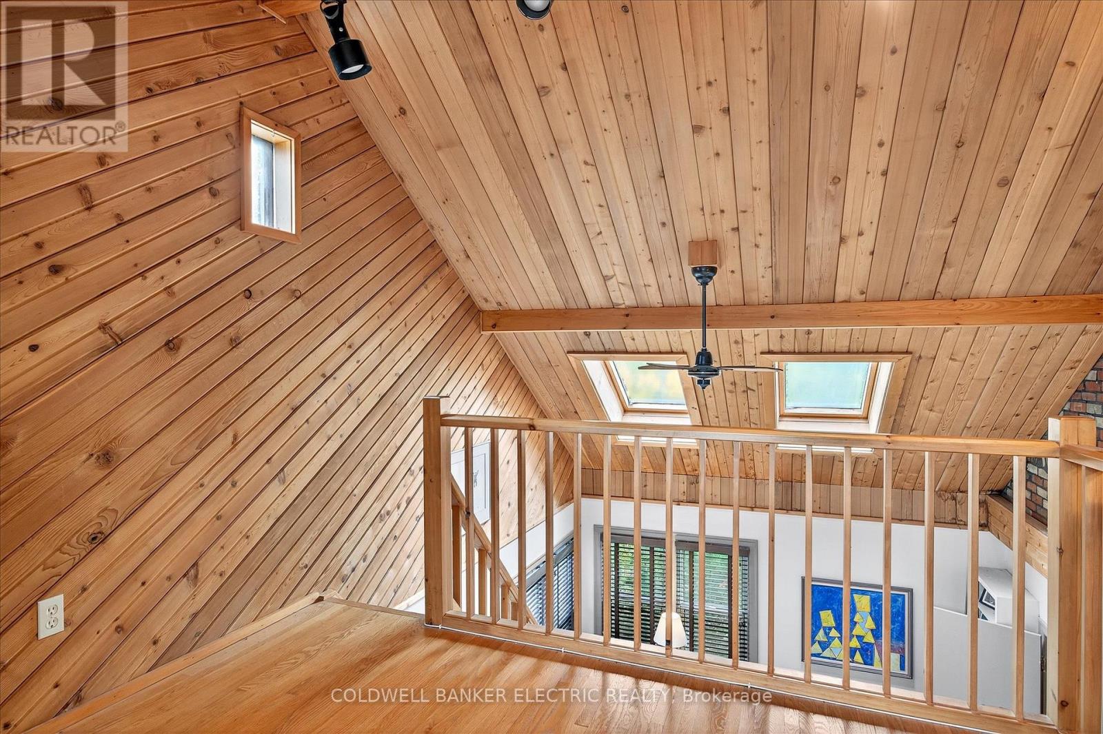 230 GERALDINE AVENUE - 25