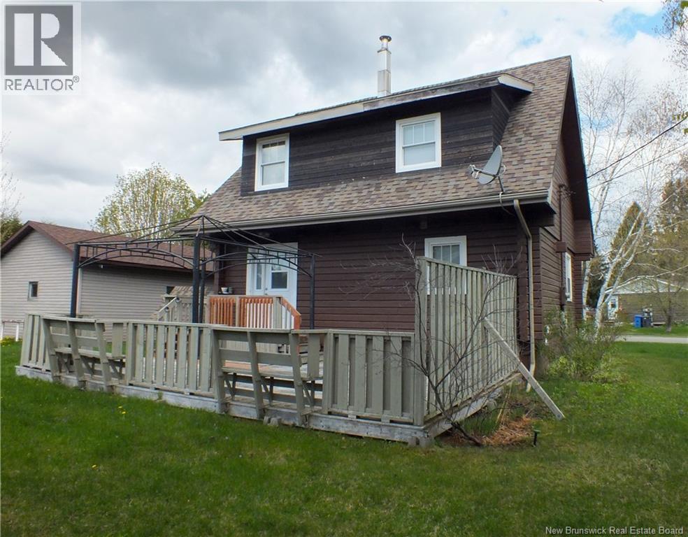 8 Centennial Row - Image 38