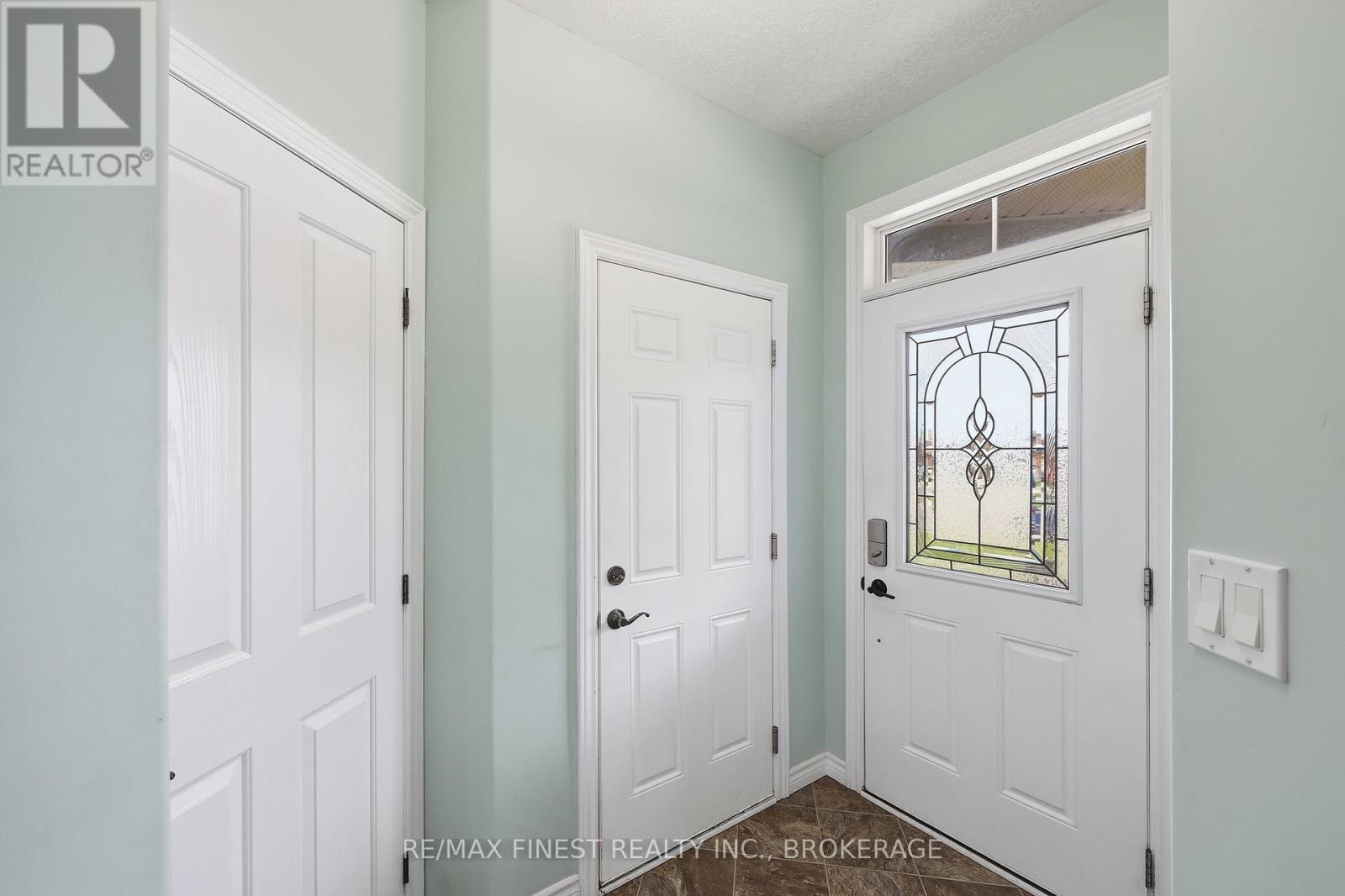 129 BLAKELY STREET - 16