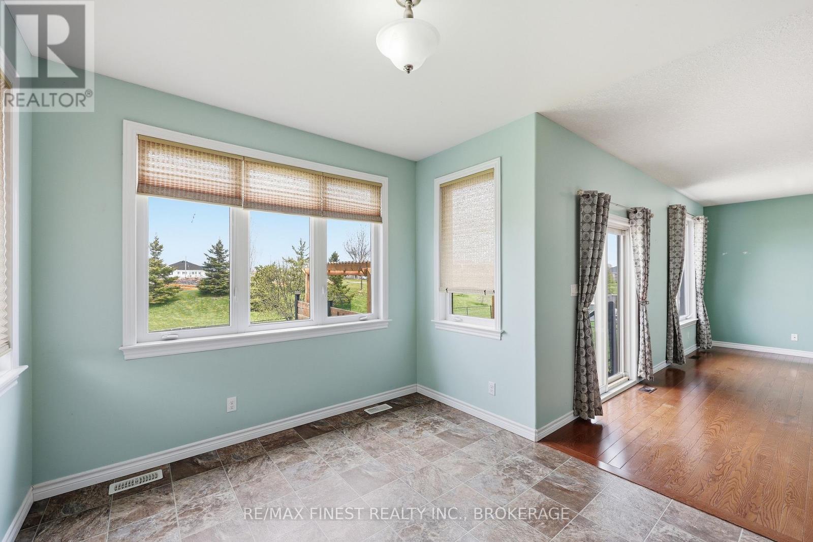 129 BLAKELY STREET - 28