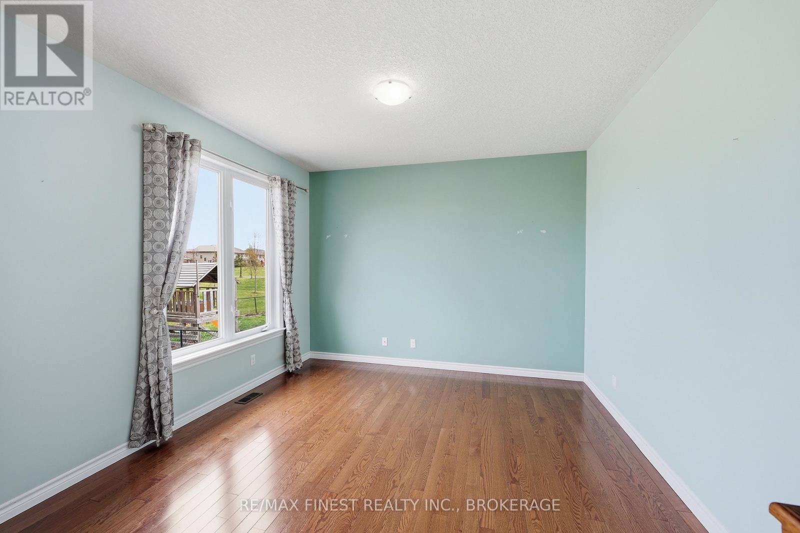 129 BLAKELY STREET - 32