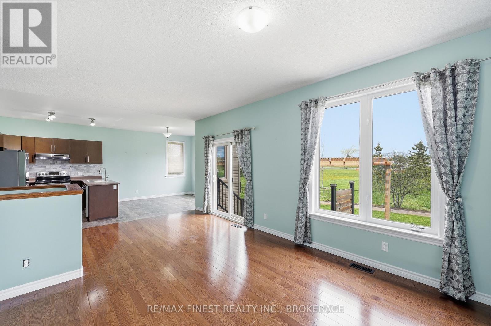 129 BLAKELY STREET - 33
