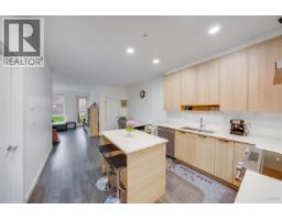 209 7133 14th Avenue, Burnaby, BC V3N0H5 Photo 9