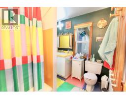 556 Davis Road, Daajing Giids Rural, BC V0T1Y0 Photo 17