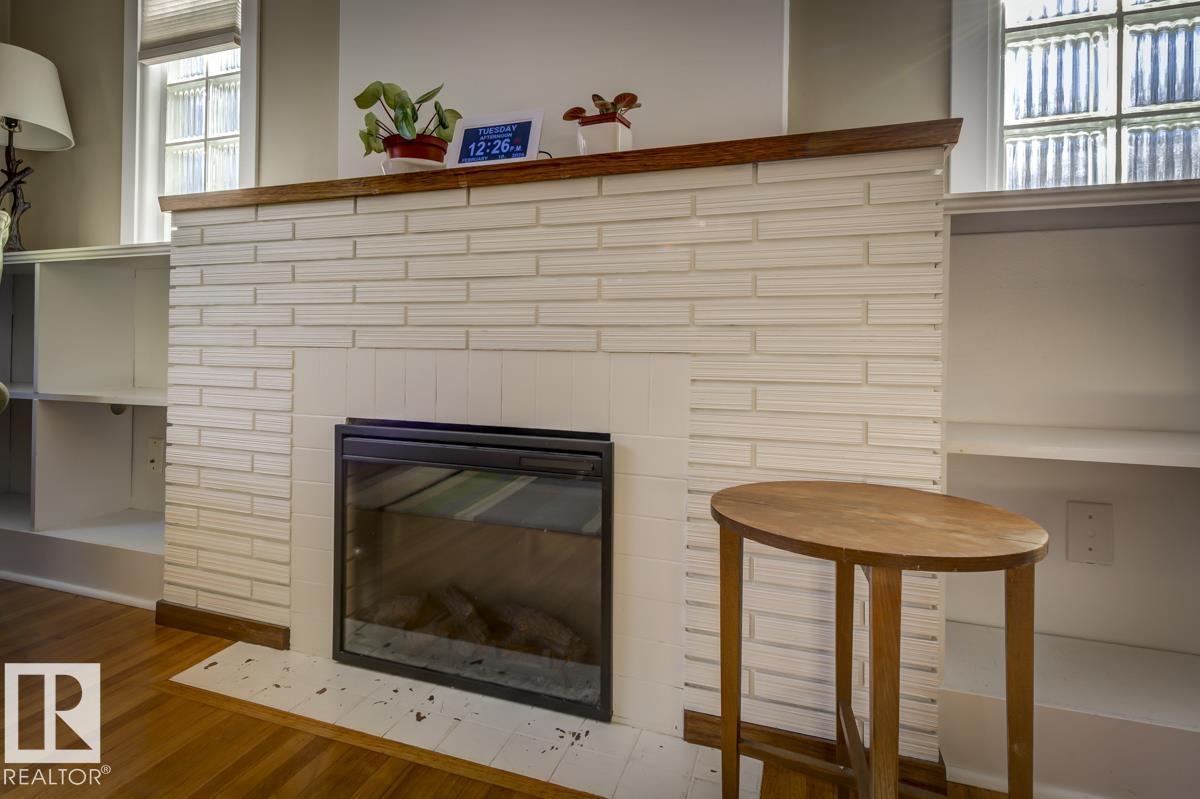 10714 128 ST NW - 12