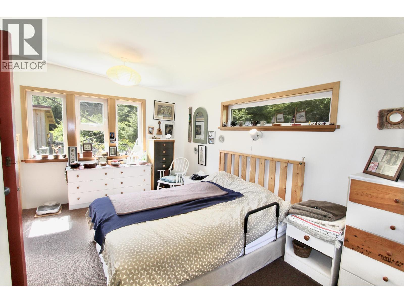 556 DAVIS ROAD - 20