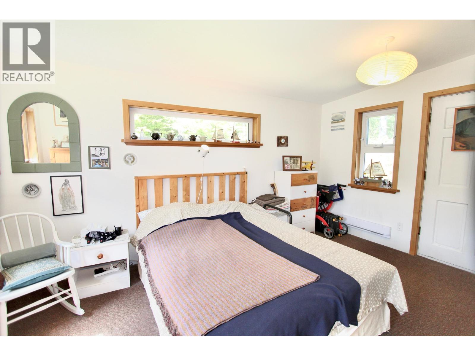 556 DAVIS ROAD - 19