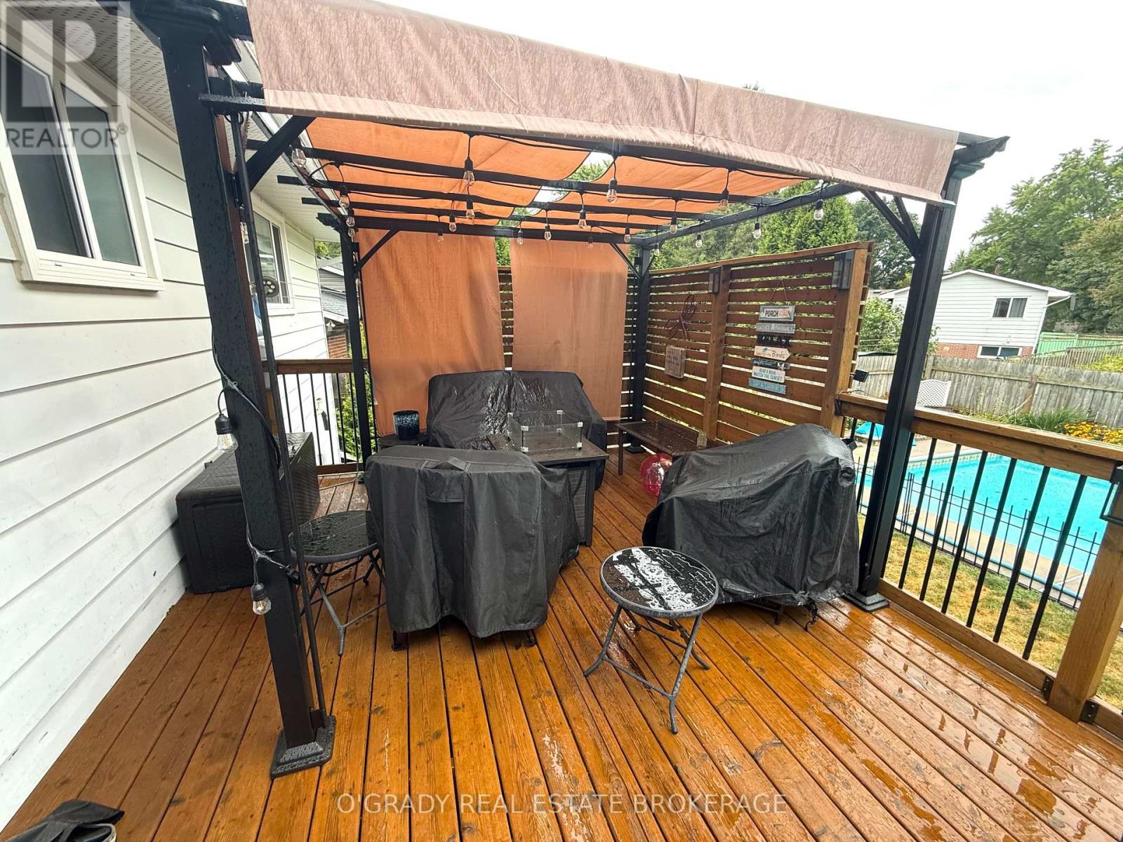 47 MEIGHEN CRESCENT - 40