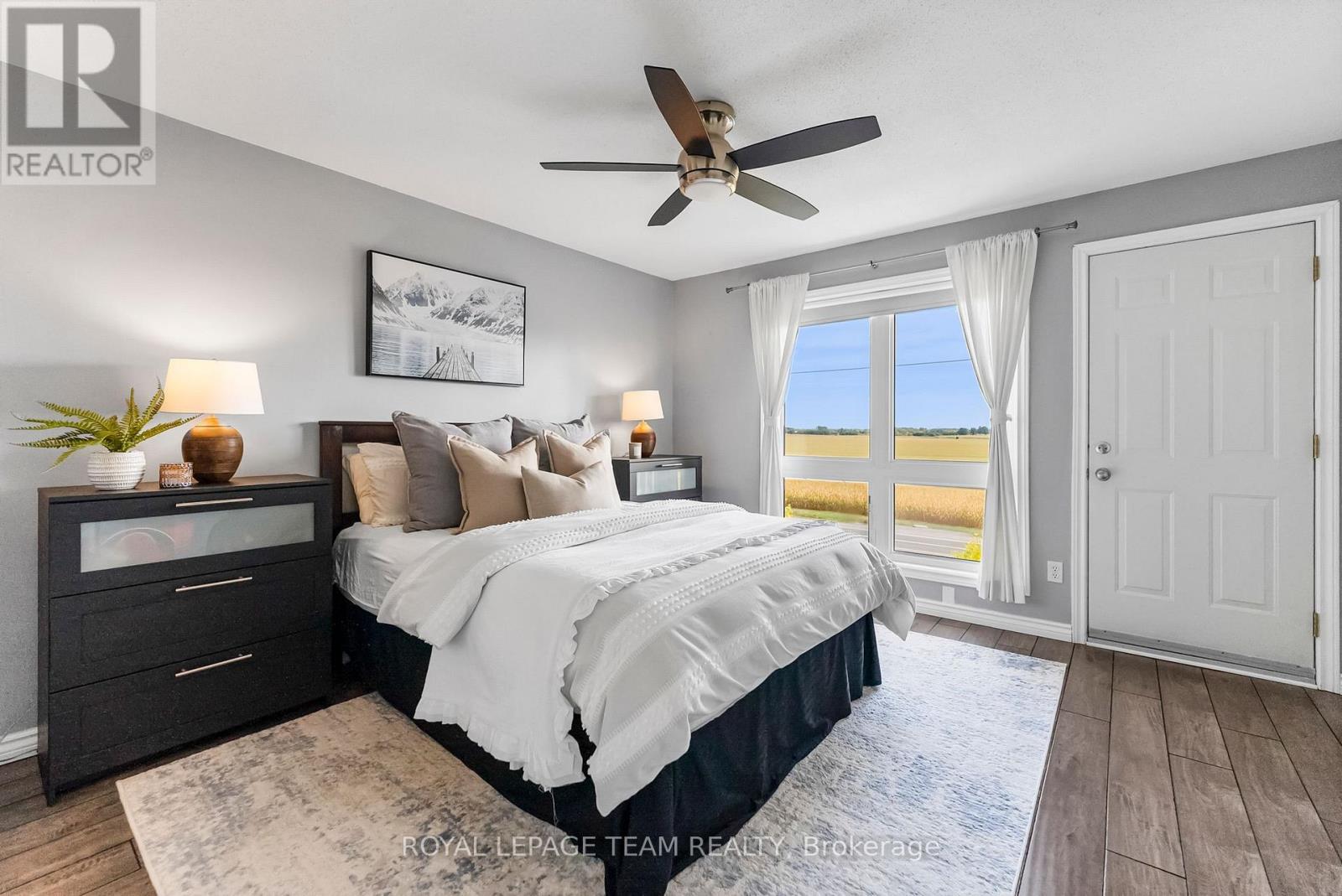 368 CROWNRIDGE DRIVE - 24