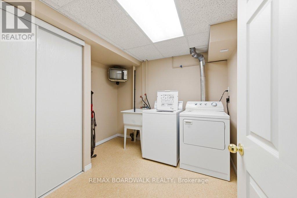 1274 MAITLAND AVENUE - 34