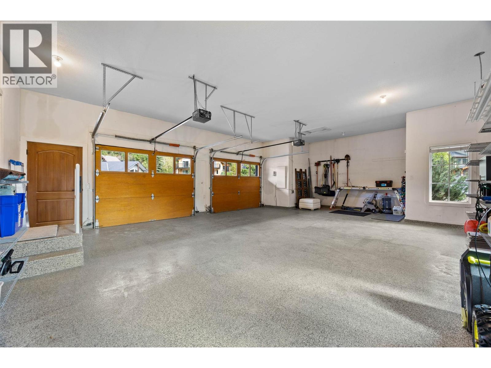 2402 Fairways Drive - 52
