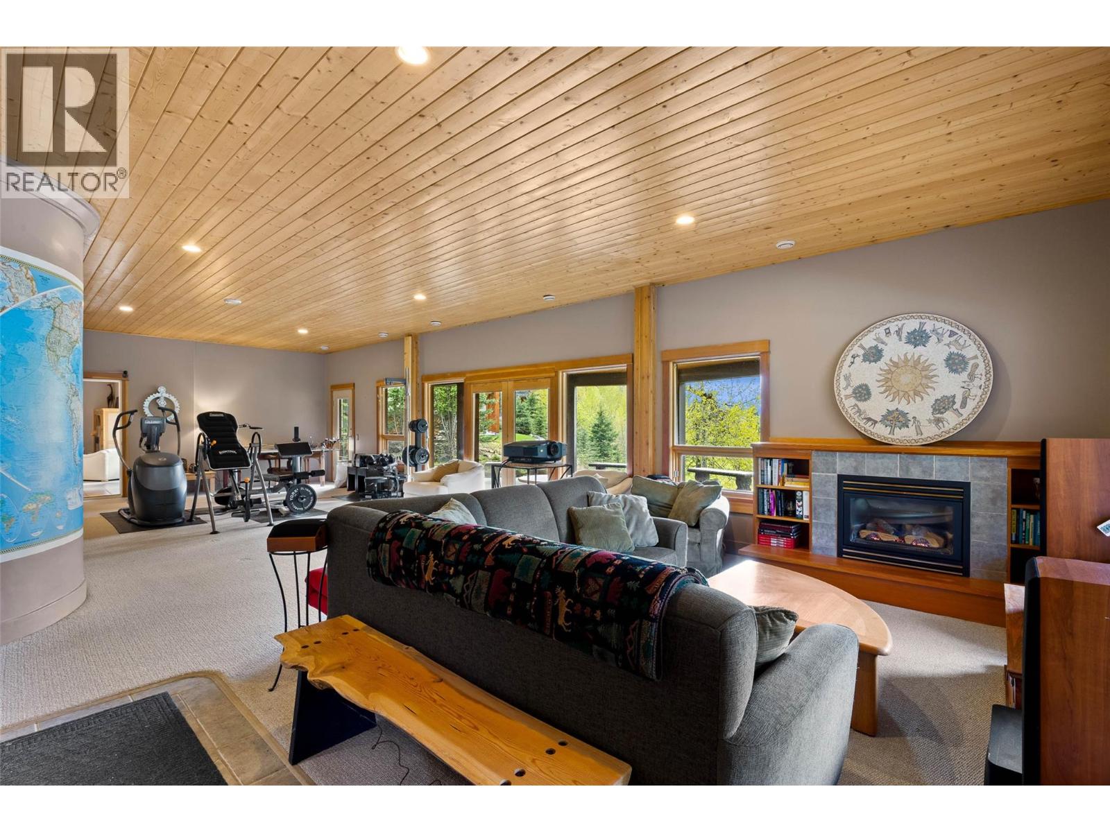2402 Fairways Drive - 35