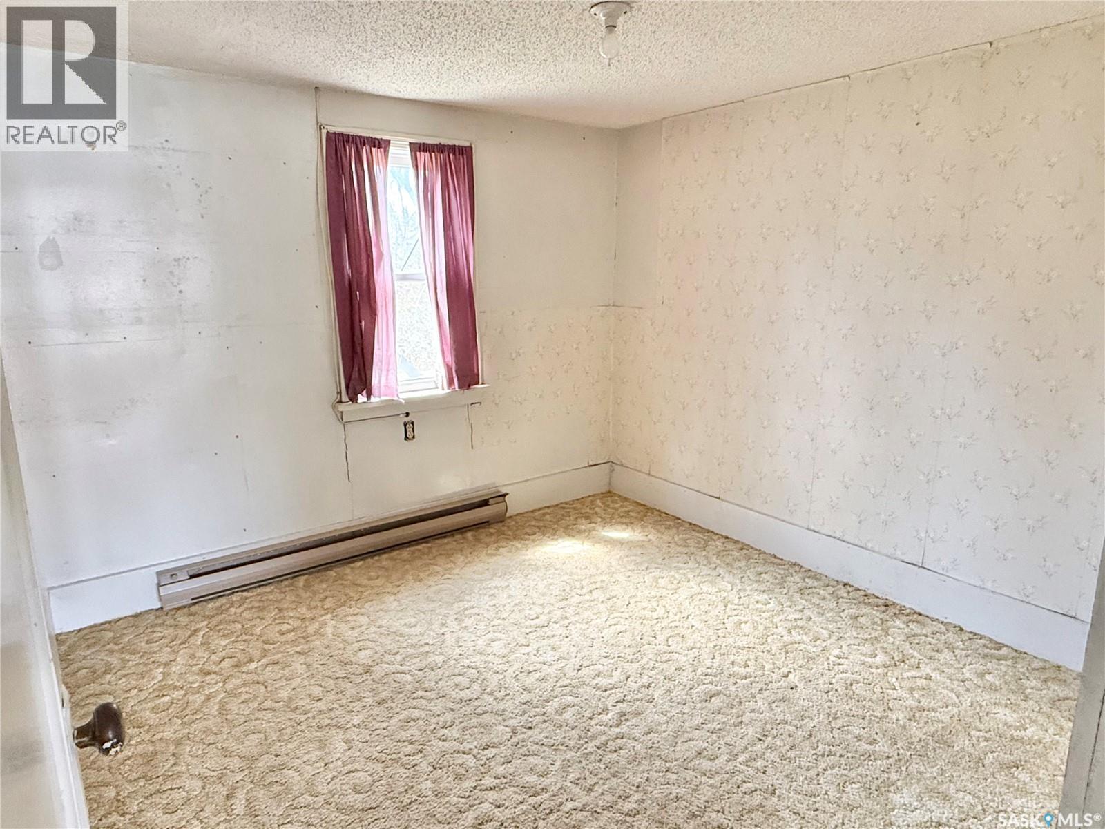 112 1st STREET W - 13