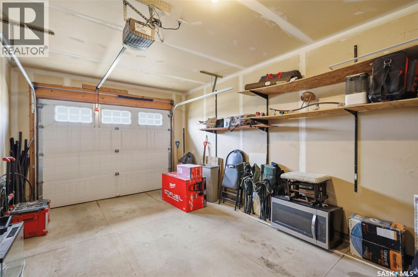 #111 105 Lynd CRESCENT - 33