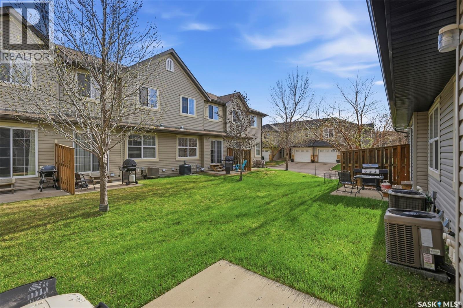 #111 105 Lynd CRESCENT - 34