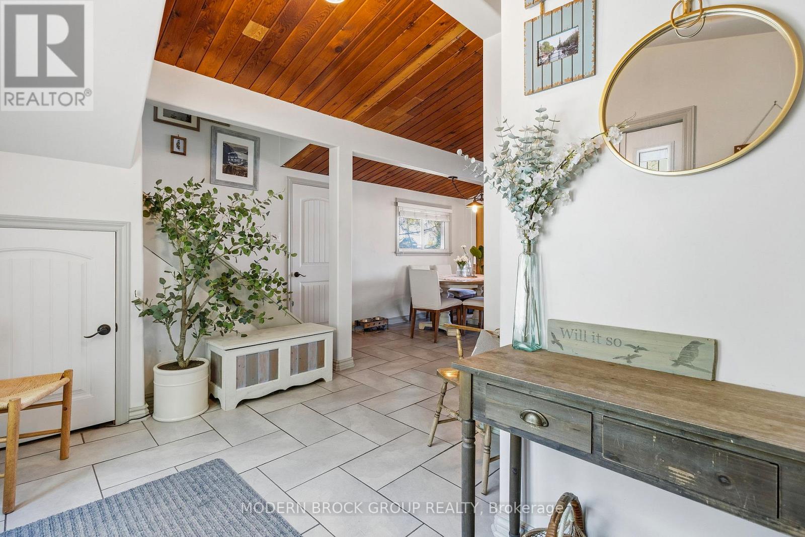 736 CEDAR PARK LANE S - 12