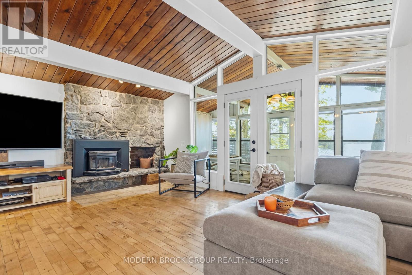 736 CEDAR PARK LANE S - 25