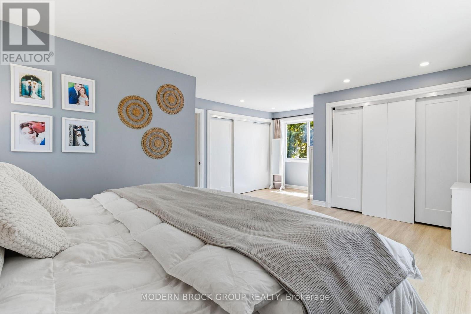 736 CEDAR PARK LANE S - 34