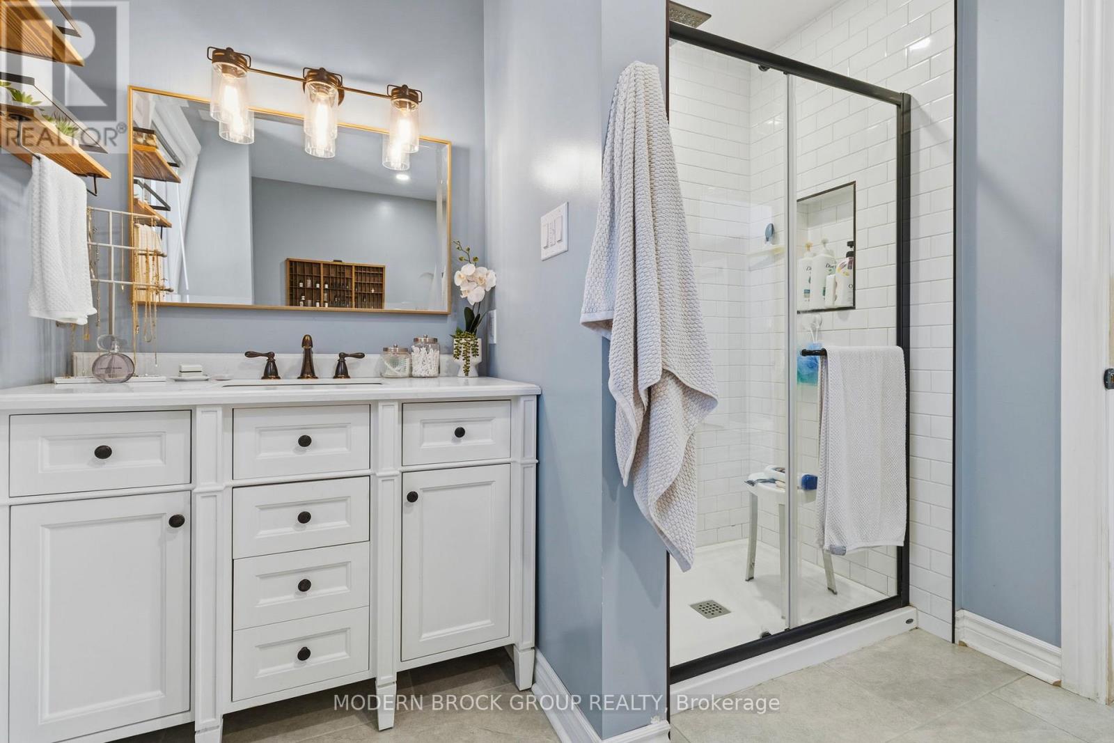 736 CEDAR PARK LANE S - 39