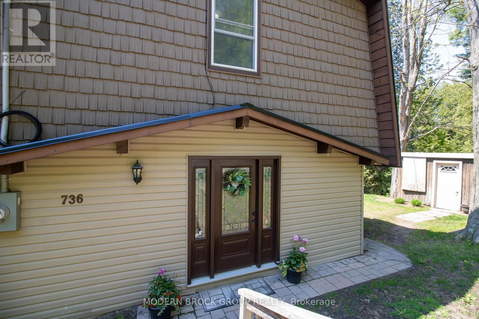 736 CEDAR PARK LANE S - 41