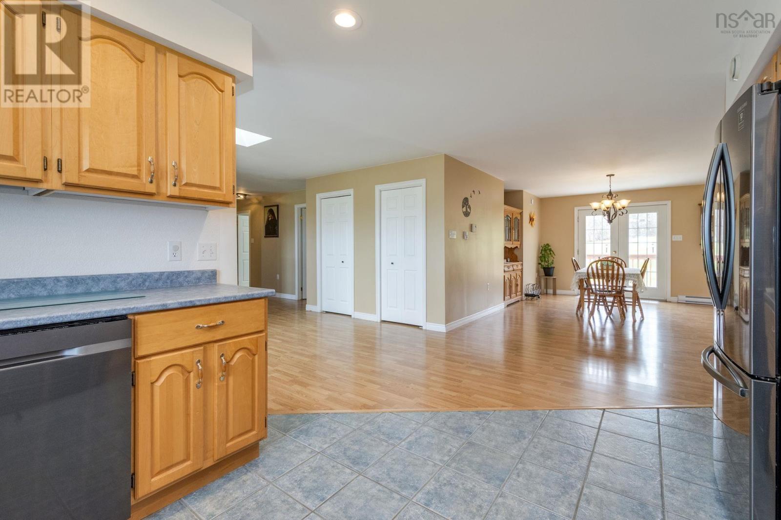 Property 24 of 49 of 25 Dewtie Avenue