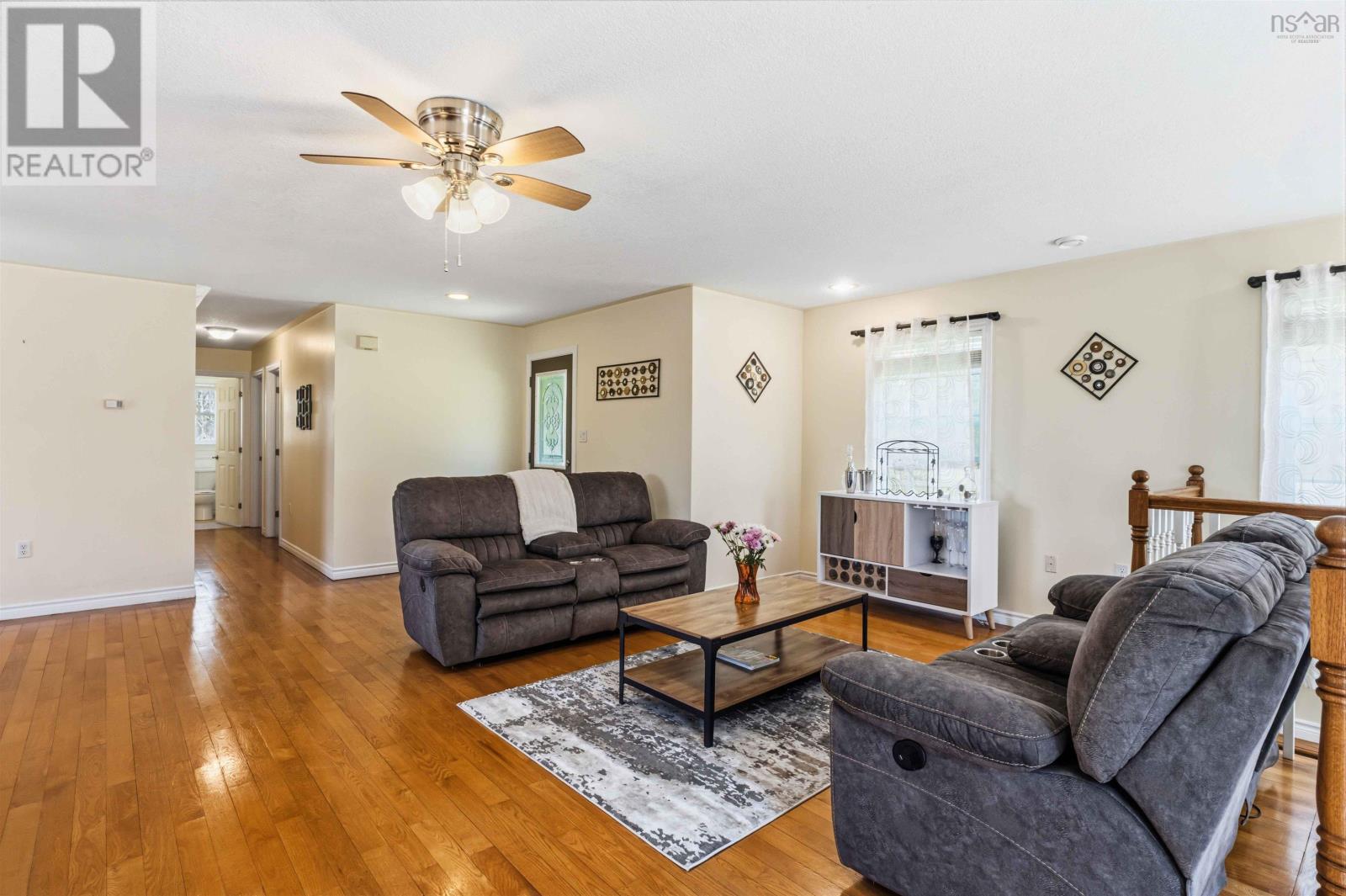 Property 25 of 47 of 495 Victoria Road