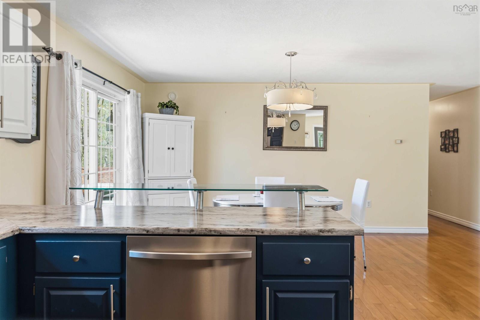 Property 22 of 47 of 495 Victoria Road