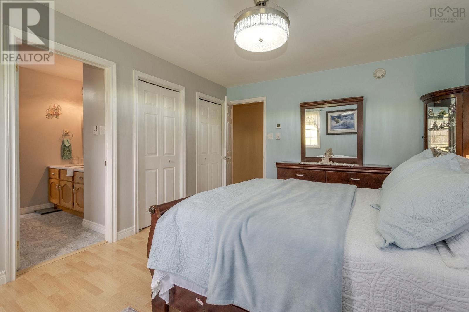 Property 43 of 49 of 25 Dewtie Avenue