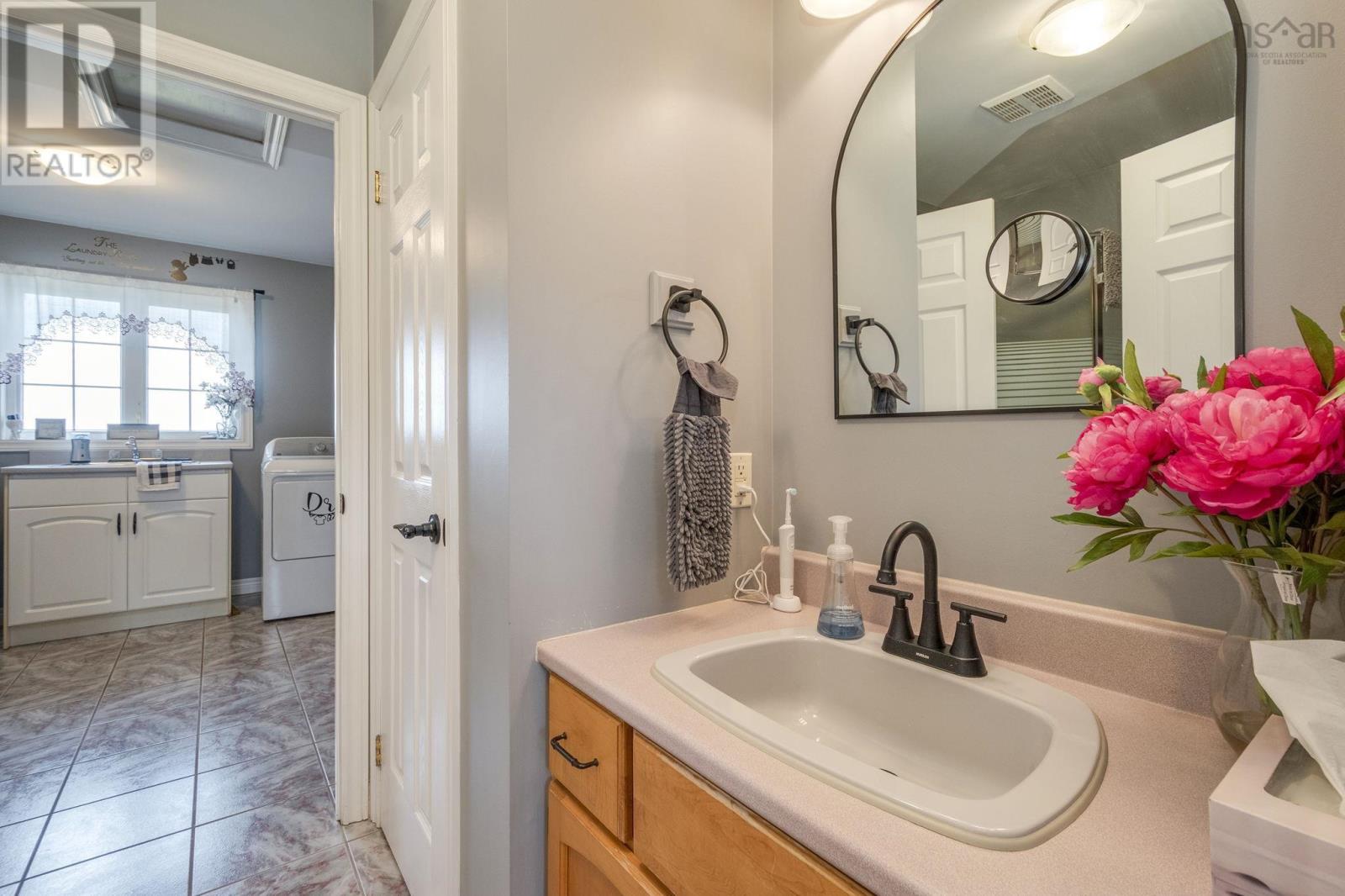 Property 26 of 49 of 25 Dewtie Avenue