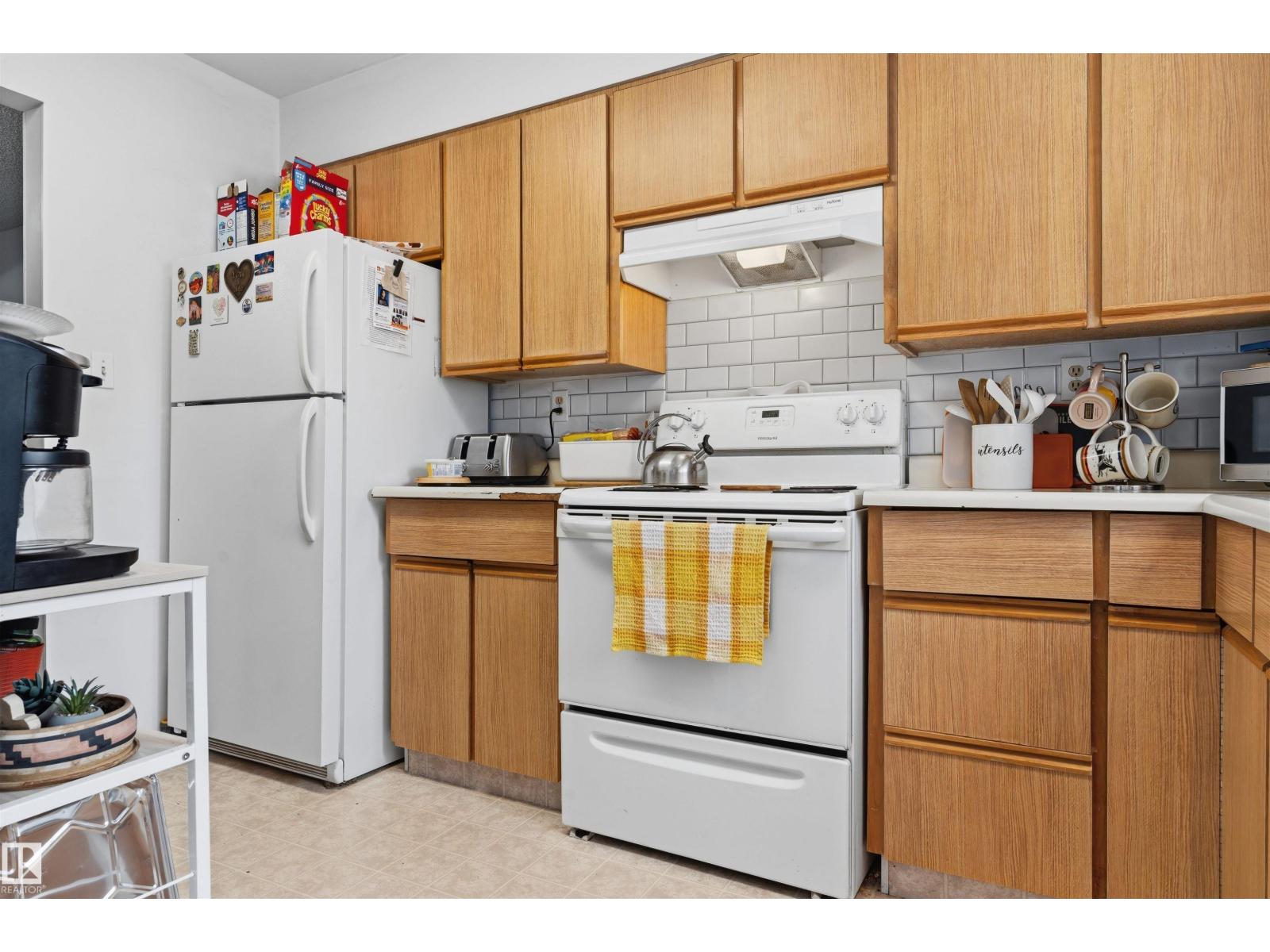 #54 1904 48 ST NW - 4