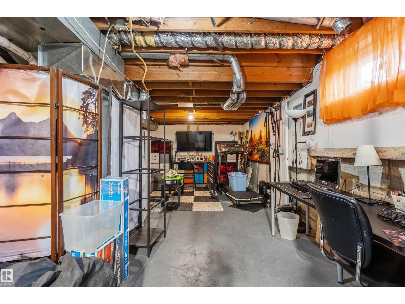 #54 1904 48 ST NW - 23