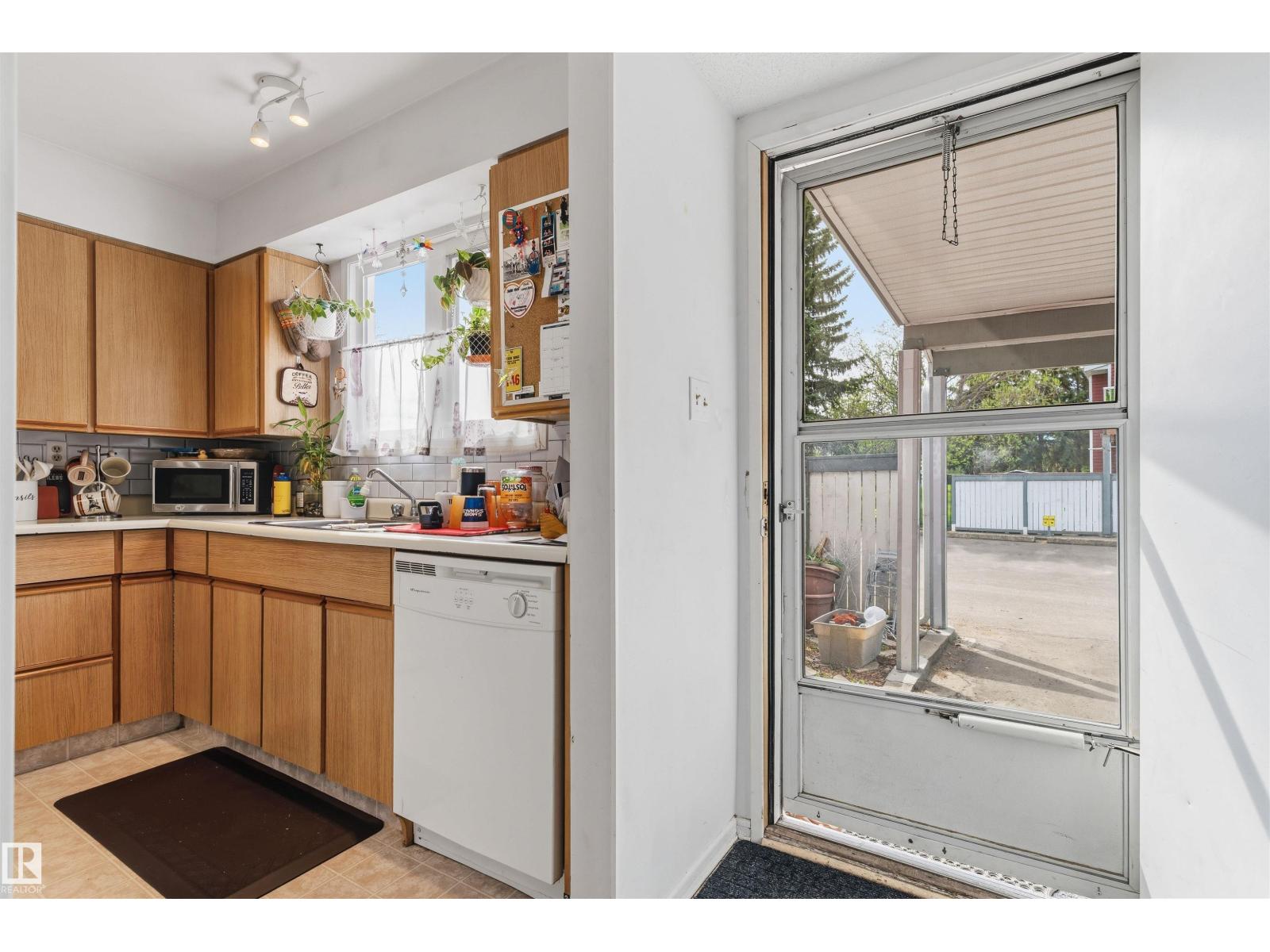 #54 1904 48 ST NW - Image 3