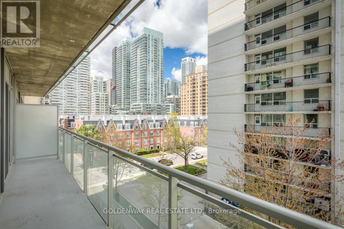 #401 83 REDPATH AVENUE - 13
