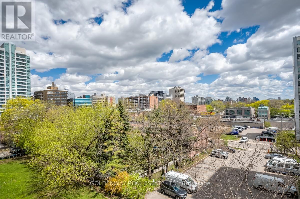 #401 83 REDPATH AVENUE - 15