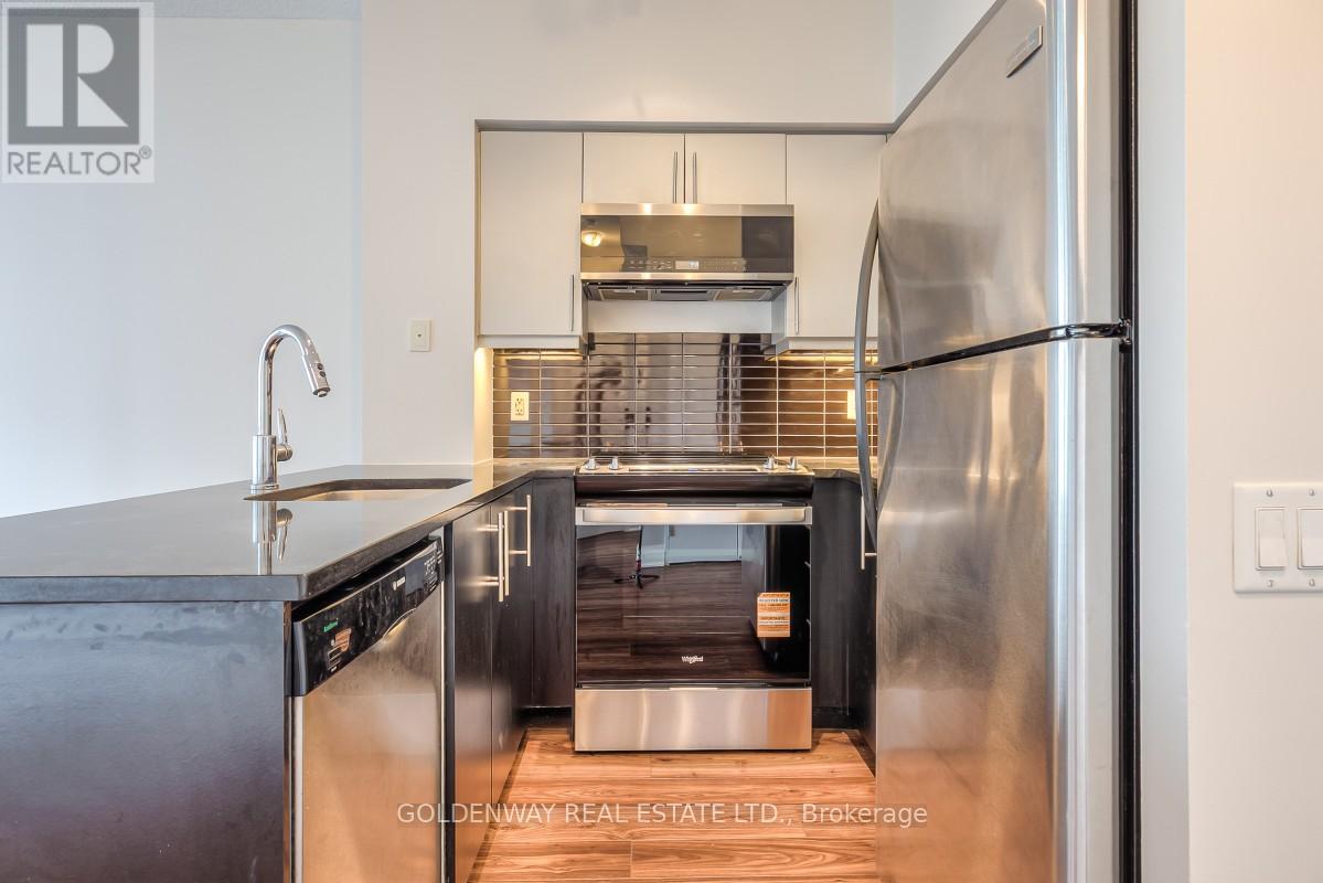 #401 83 REDPATH AVENUE - 7