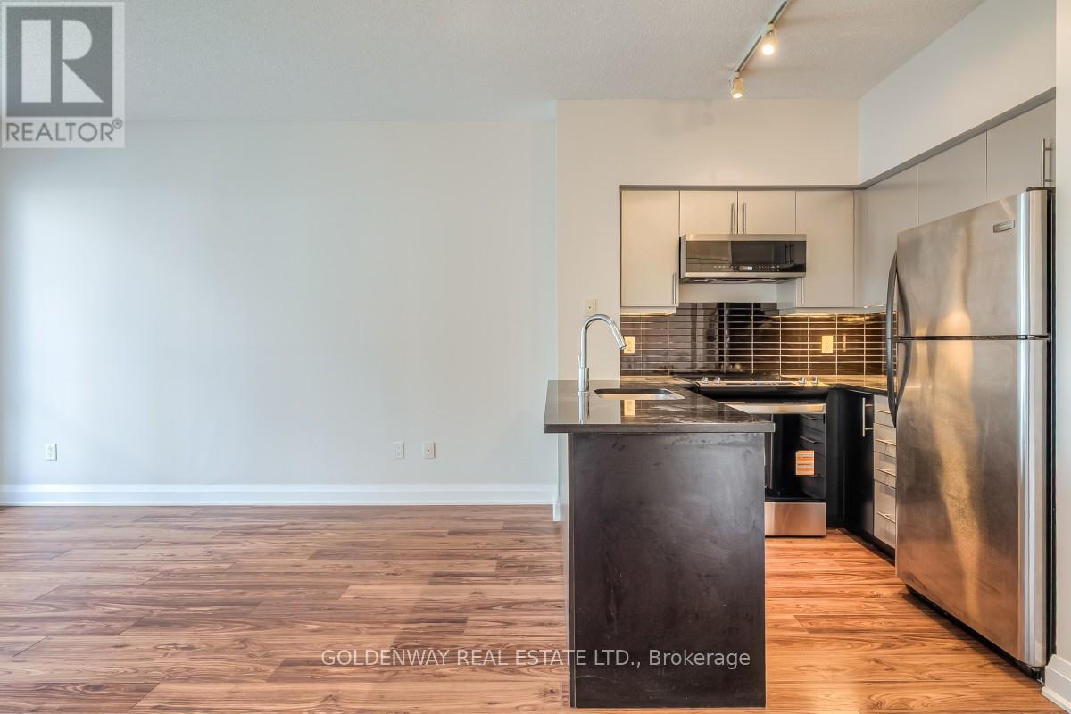 #401 83 REDPATH AVENUE - 9